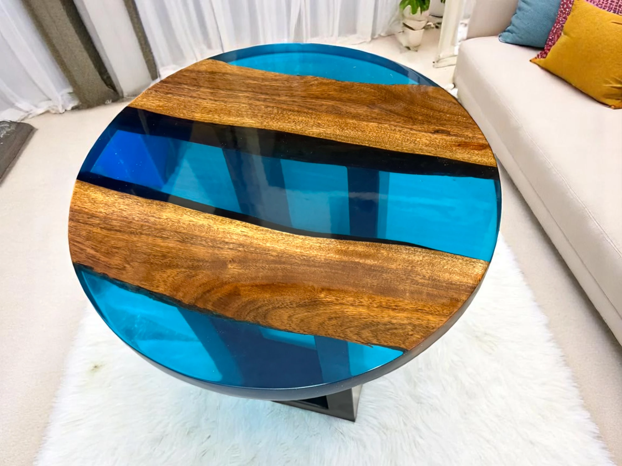 DIY Epoxy Resin Round Table Top for Home Decoration